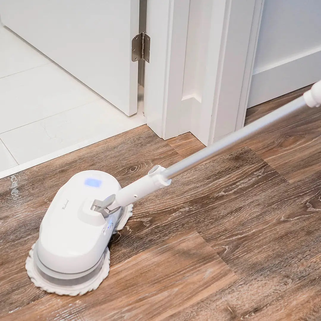 Mop Elétrico + BRINDES: Módulos de Limpeza e Tanque Suporte (QUEIMA DE ESTOQUE)