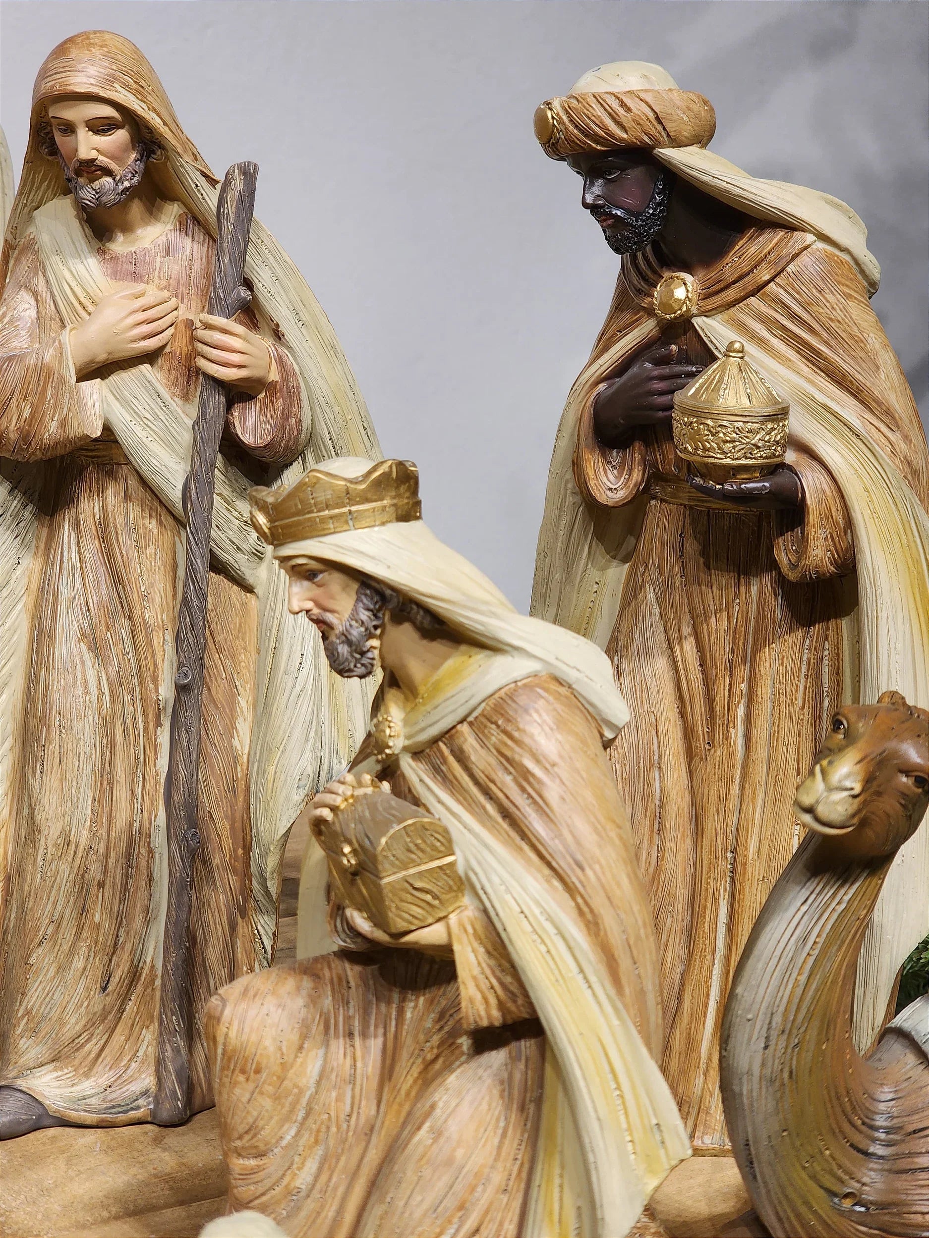 Presépio em Resina Marrom • 12 Peças • 30cm