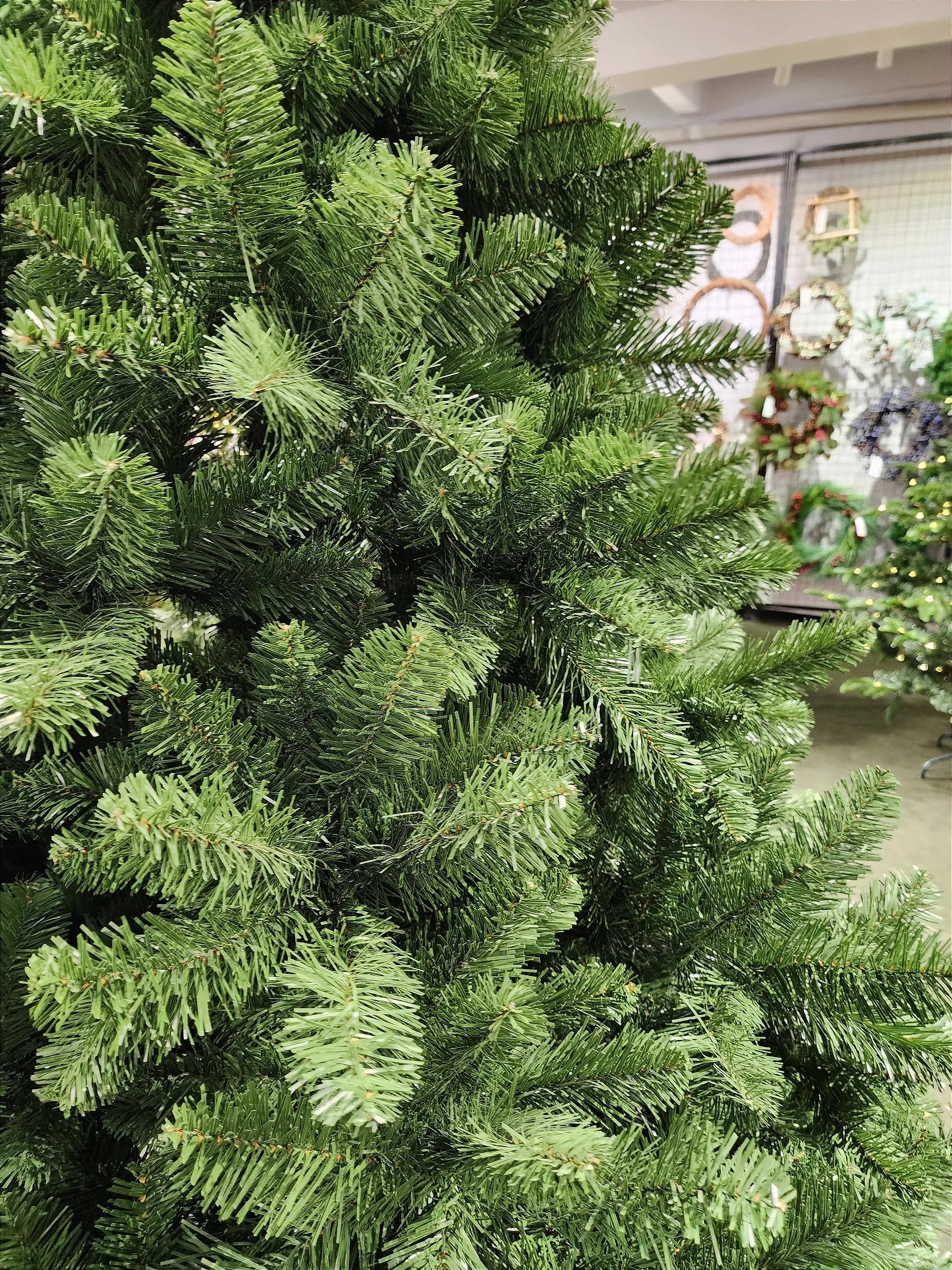 Árvore de Natal Tradicional Imperial Max 2,10m 936 Galhos + 500 Leds de brinde