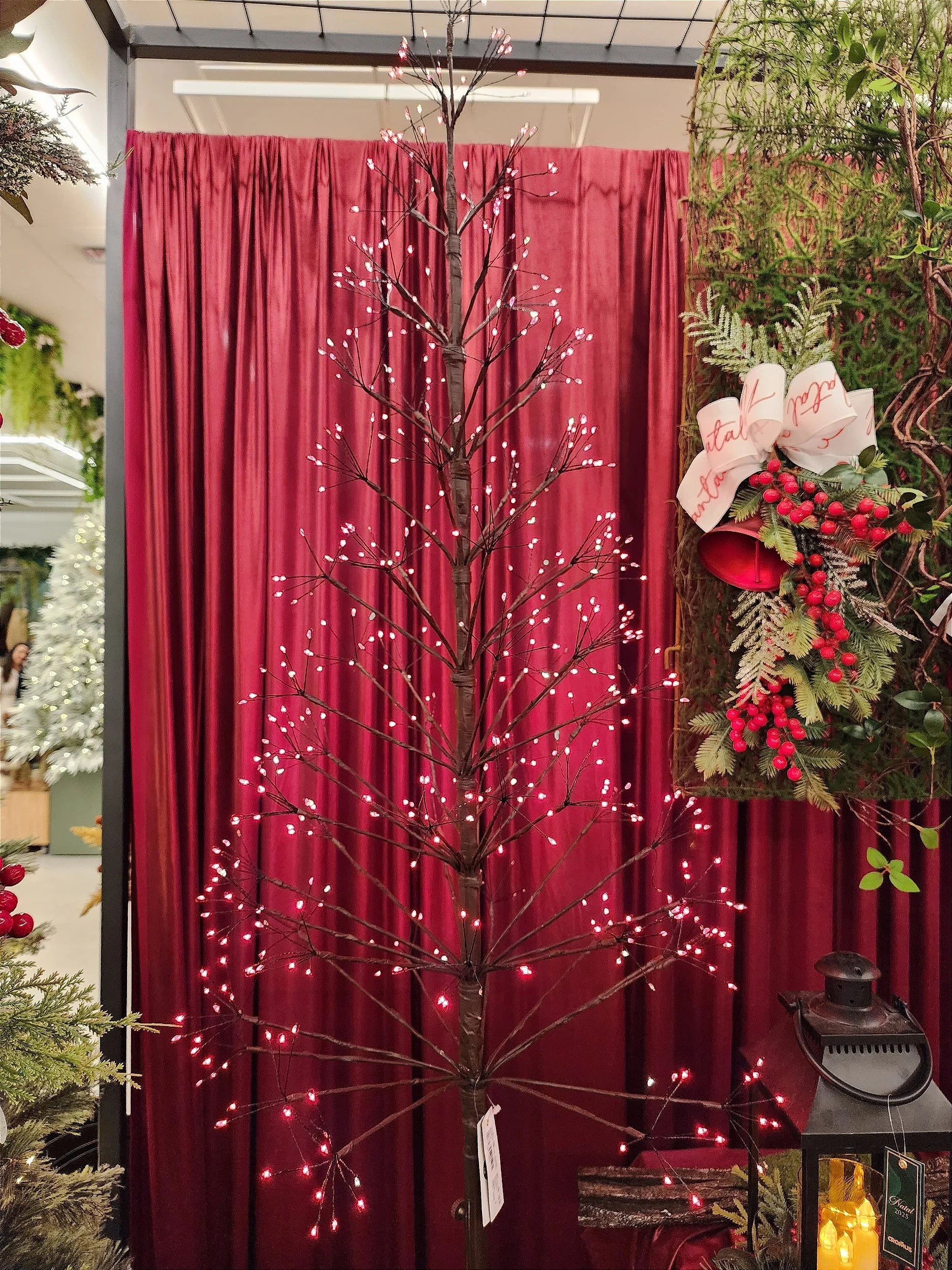 Árvore Fio de Fada Vermelha 1,00m • 248 LEDs • Bivolt