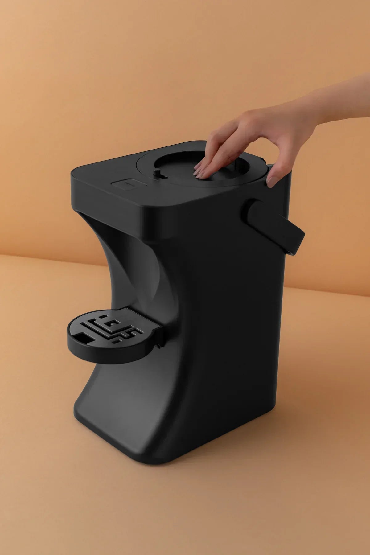 Garrafa ThermaLux® + BRINDE: Conjunto 4 Xícaras